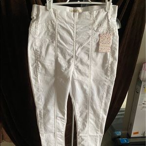 Free People // white cotton pull on pant